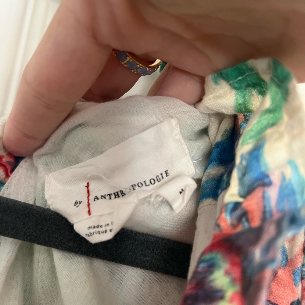 Anthropologie floral top. Size M.